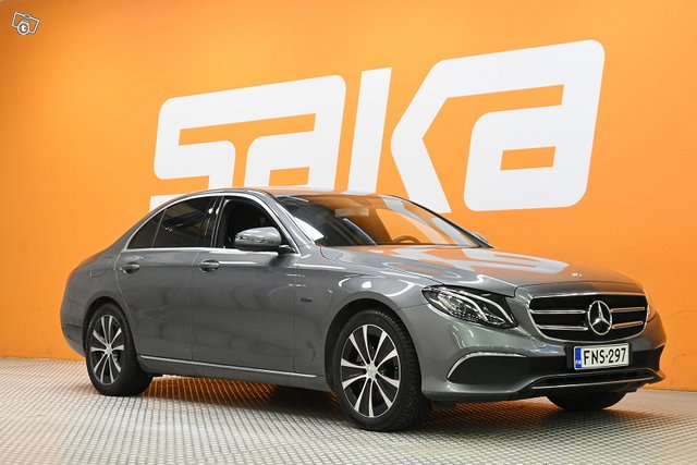 Mercedes-Benz E, kuva 1