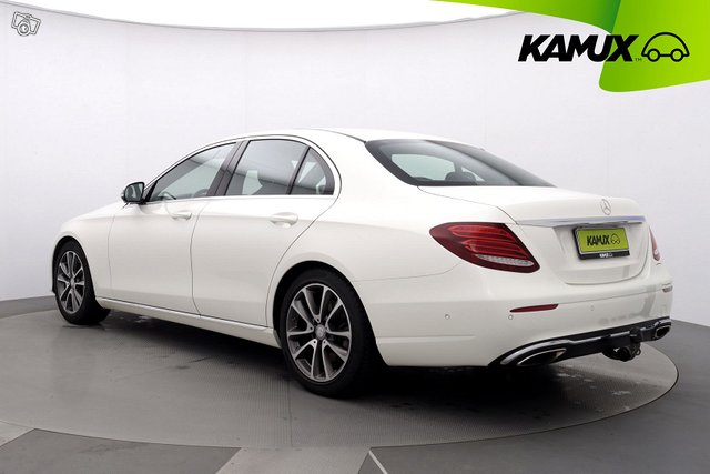 Mercedes-Benz E 6
