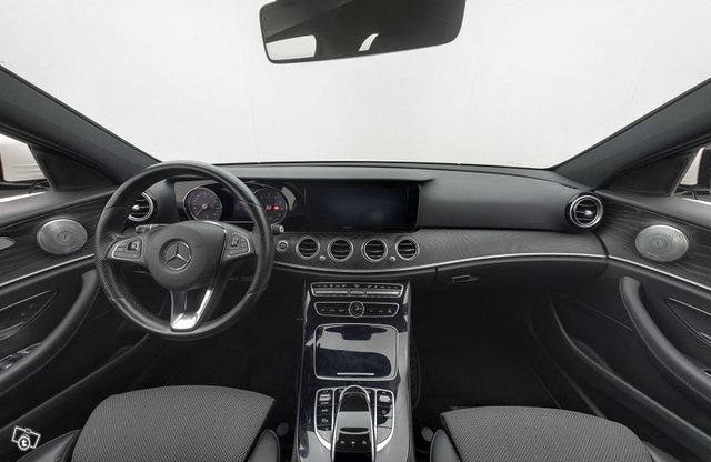 Mercedes-Benz E 11