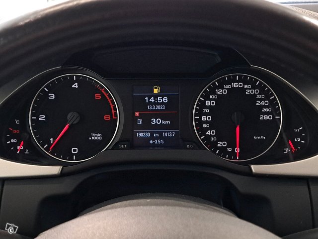 AUDI A4 13