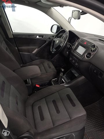 Volkswagen Tiguan 11