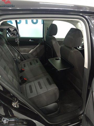 Volkswagen Tiguan 12