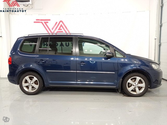 Volkswagen Touran 7