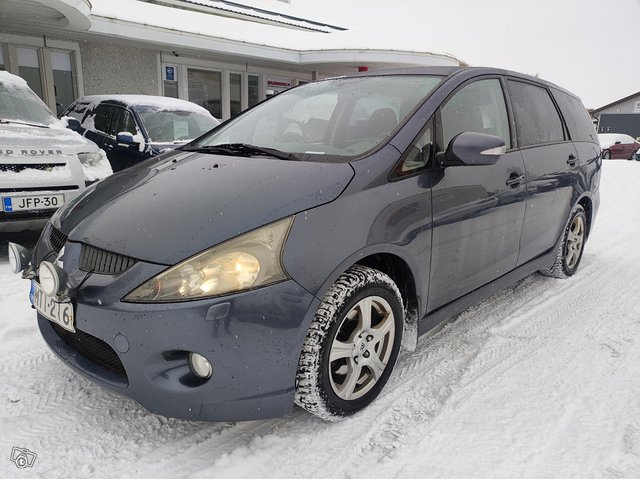 Mitsubishi GRANDIS