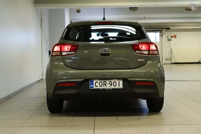 KIA RIO 6