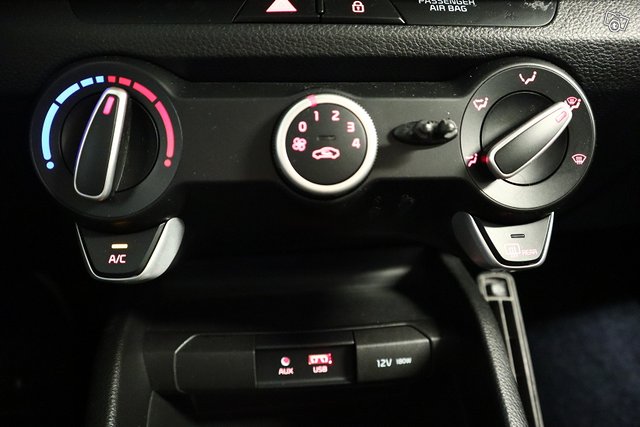 KIA RIO 15