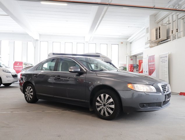 Volvo S80
