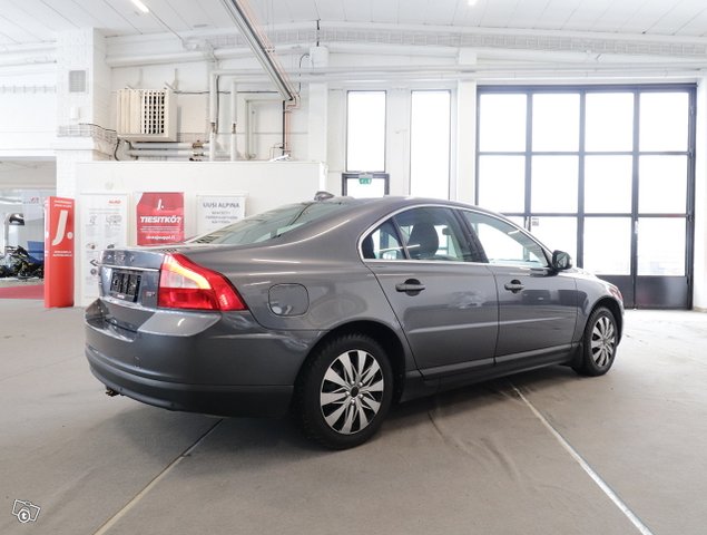 Volvo S80 3