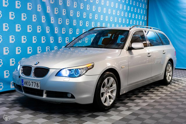BMW 530