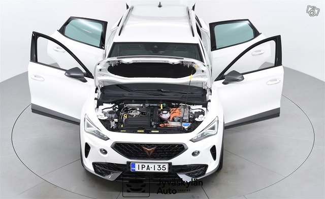 CUPRA Formentor 10