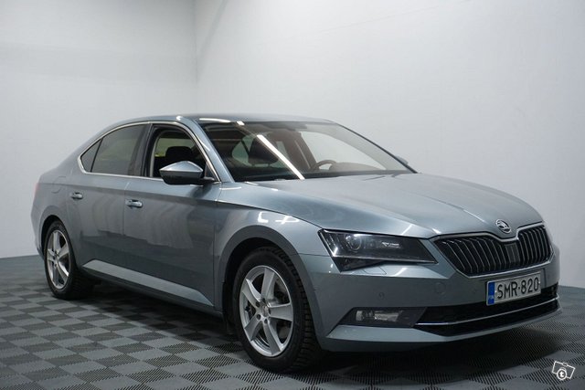 Skoda Superb 1