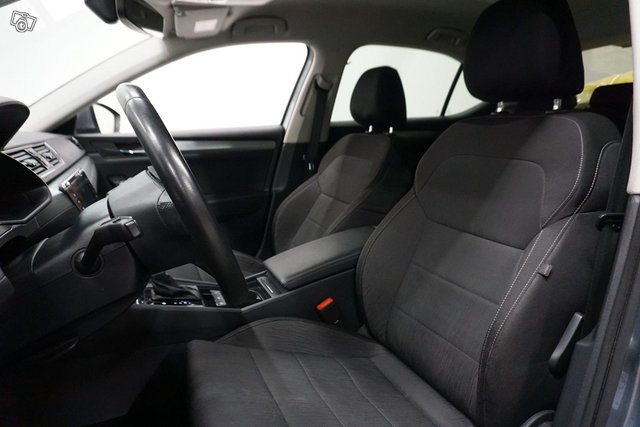 Skoda Superb 11