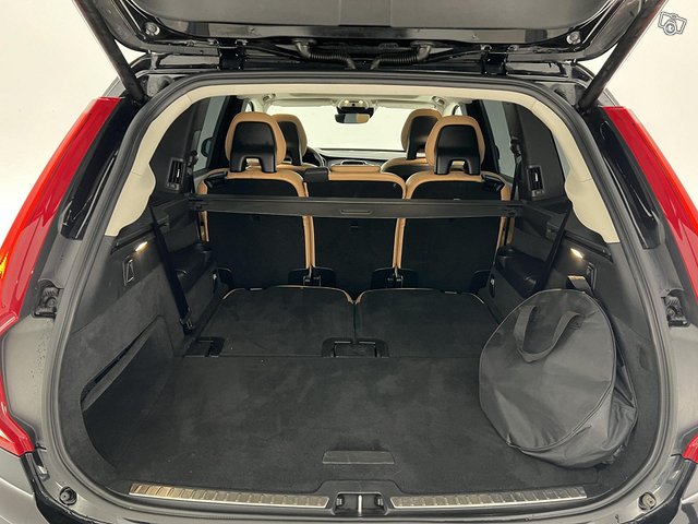 Volvo XC90 20