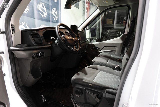 Ford Transit 12