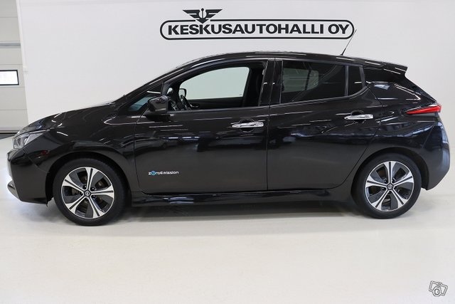 Nissan Leaf 4