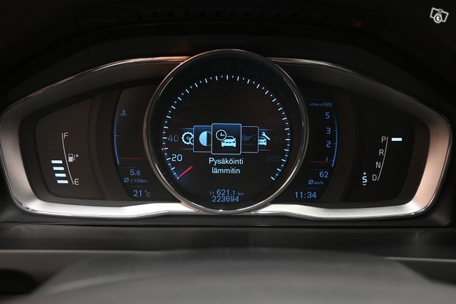 Volvo V60 17
