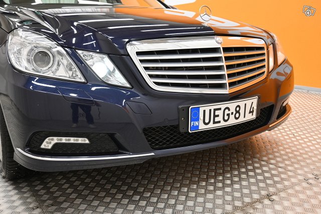 Mercedes-Benz E 9