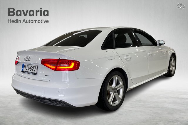 AUDI A4 2