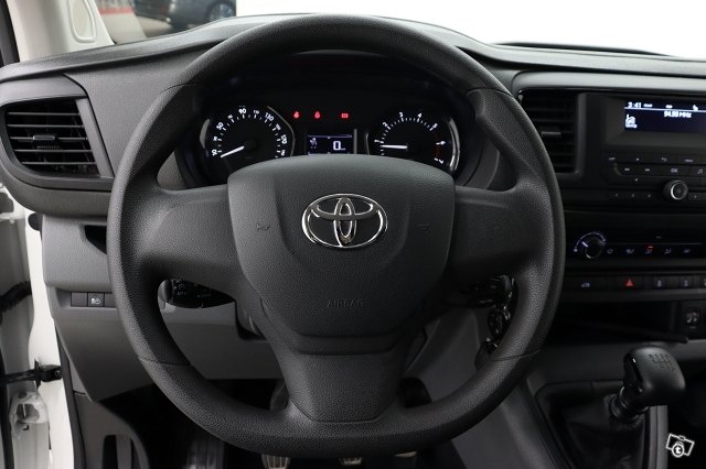 Toyota Proace 15