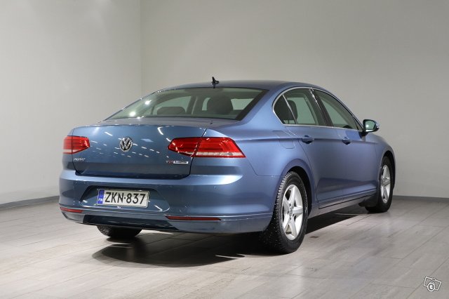 Volkswagen PASSAT 5