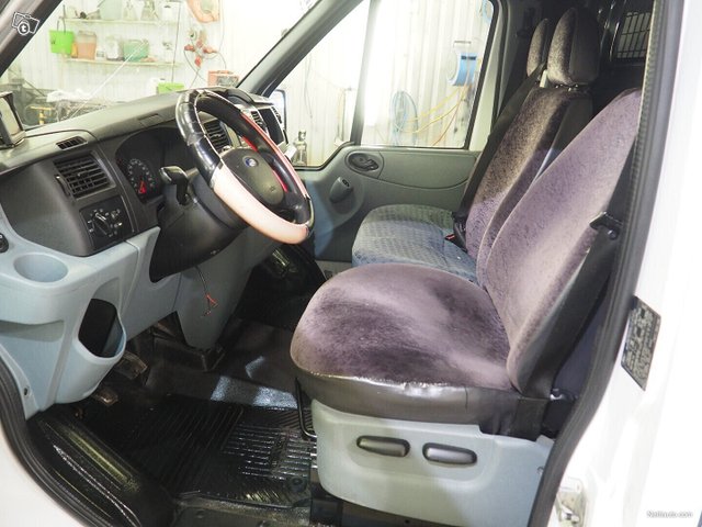 Ford Transit 5