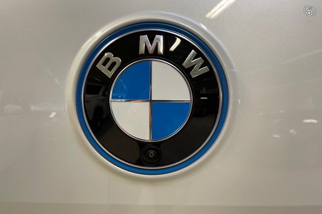 BMW IX 14