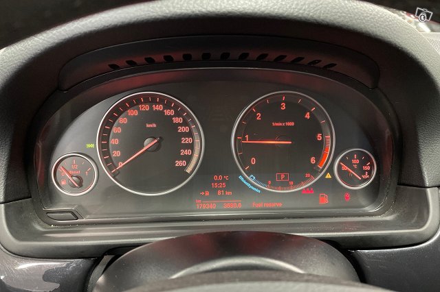 BMW 520 13