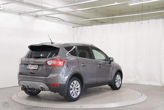 Ford Kuga 5