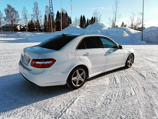 Mercedes-Benz E 3