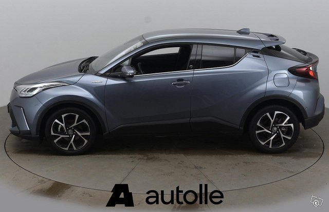 Toyota C-HR 10