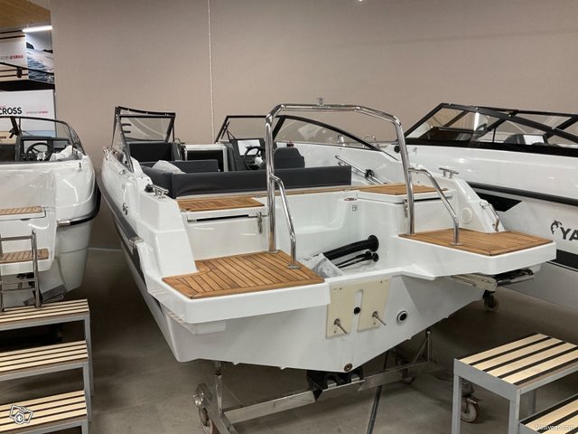 Yamarin 63 DC+Yamaha F150 XB 4