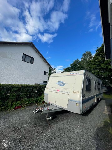 Adria 743 kesän rientoihin, kuva 1