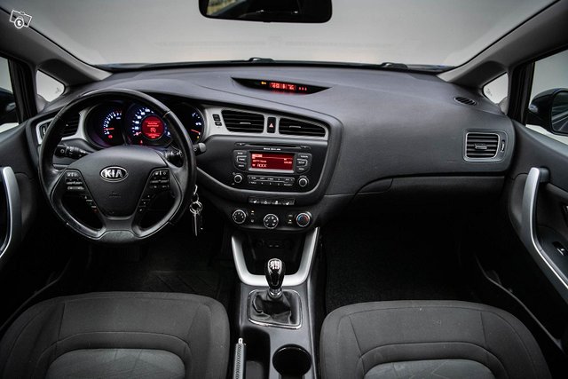 Kia Ceed 9