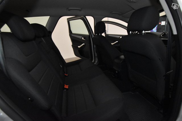 Ford Mondeo 13