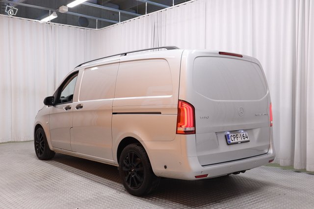Mercedes-Benz Vito 5