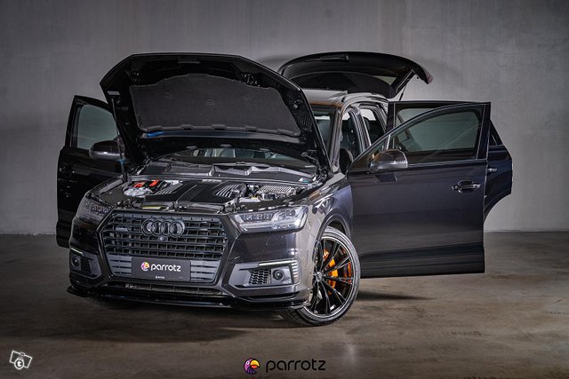 Audi Q7 25