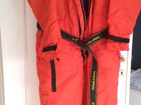 Kelluntapuku Mullion XL, Veneen varusteet ja varaosat, Venetarvikkeet ja veneily, Kirkkonummi, Tori.fi Kelluntapuku Mullion XL, Veneen varusteet ja varaosat, Venetarvikkeet ja veneily, Kirkkonummi, Tori.fi