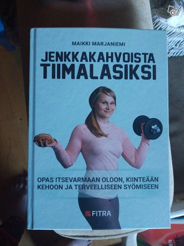 Maikki Marjaniemi:jenkka kahvoista tiimalasiksi...