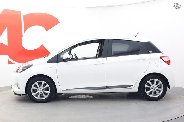 Toyota Yaris 2