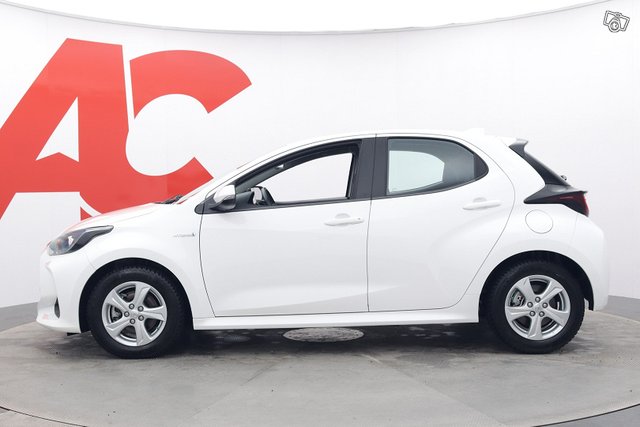 Toyota Yaris 2