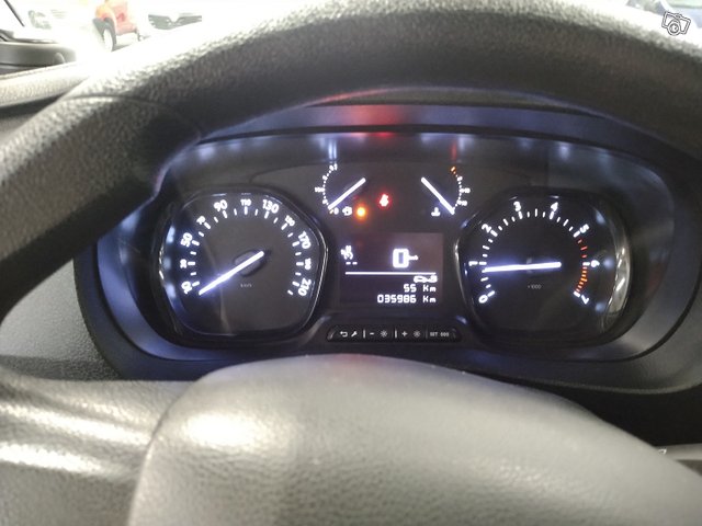 Toyota Proace 12
