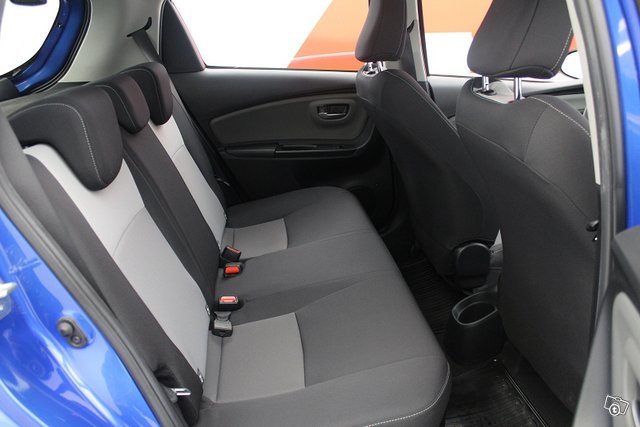 Toyota Yaris 19