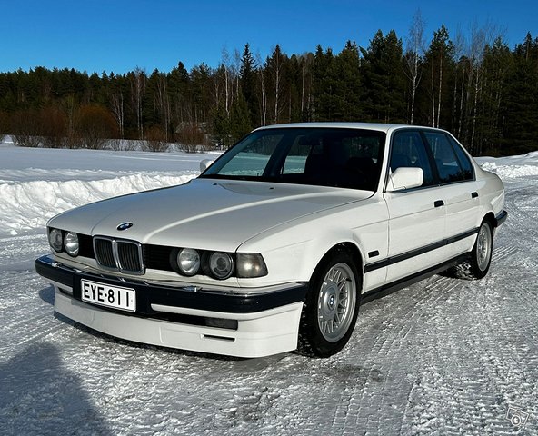 BMW 730, kuva 1