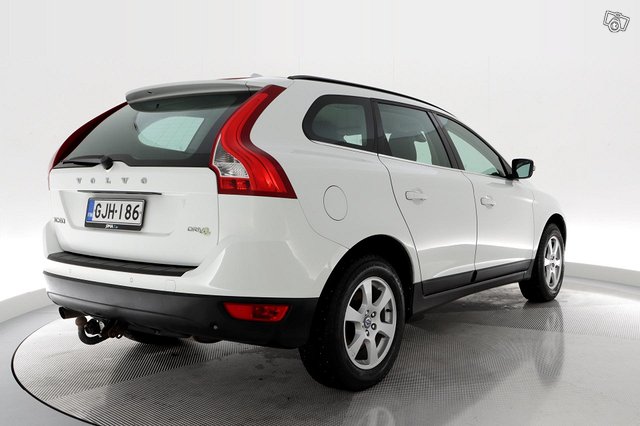 Volvo XC60 5