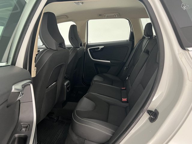 Volvo XC60 12