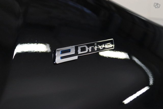 BMW 530e 17