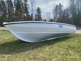 Stella 380 -Uppoamaton / 2 Vri*, Soutuveneet ja jollat, Veneet, Raasepori, Tori.fi