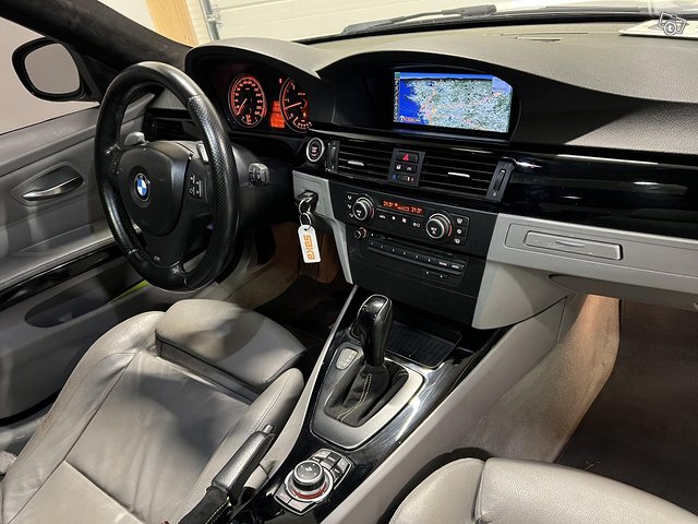 BMW 335 13