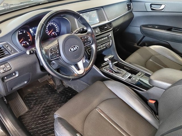 KIA Optima 6