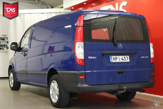 Mercedes-Benz Vito 7